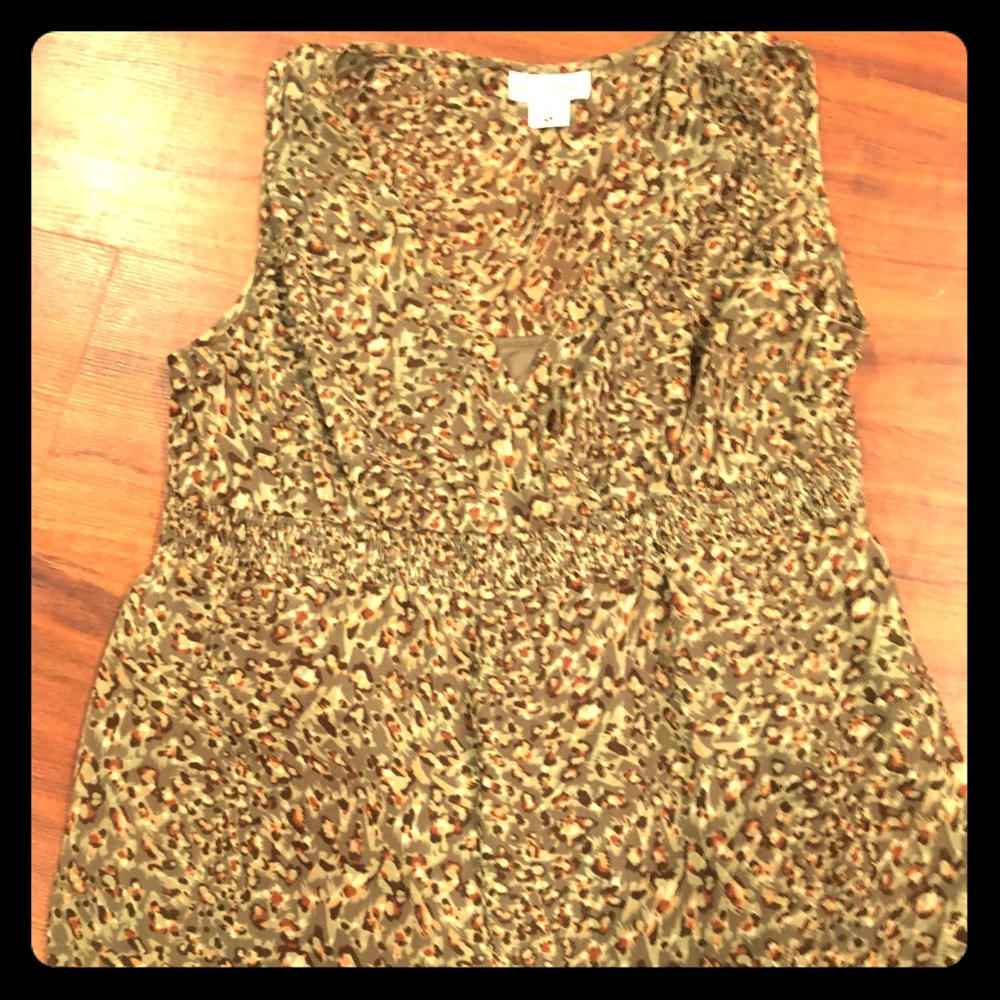 Motherhood sleeveless